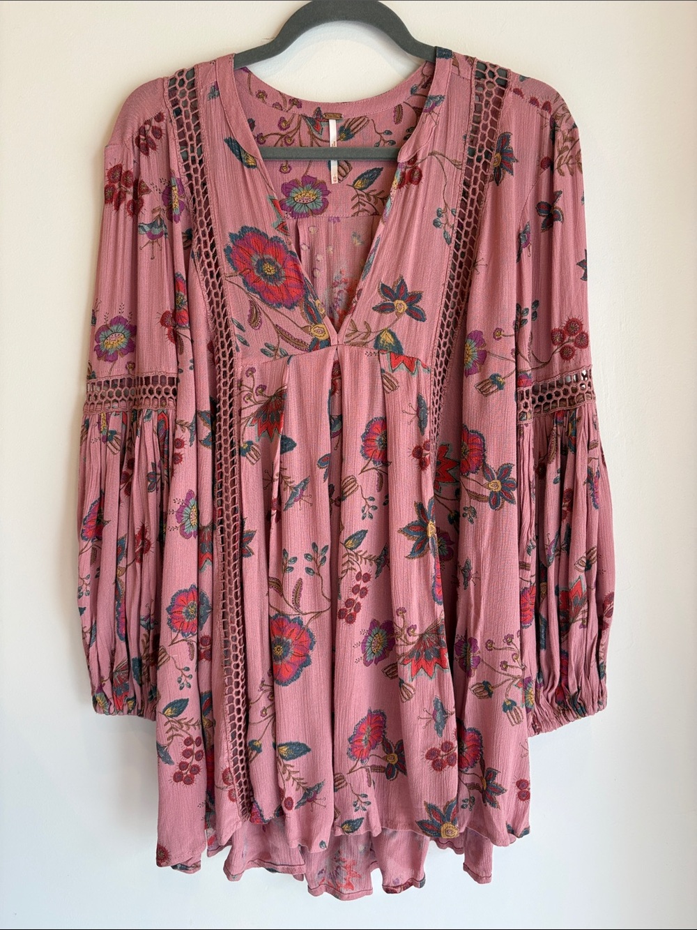 Free People “Just The Two Of Us” Rose Pink Floral Boho Tunic Top